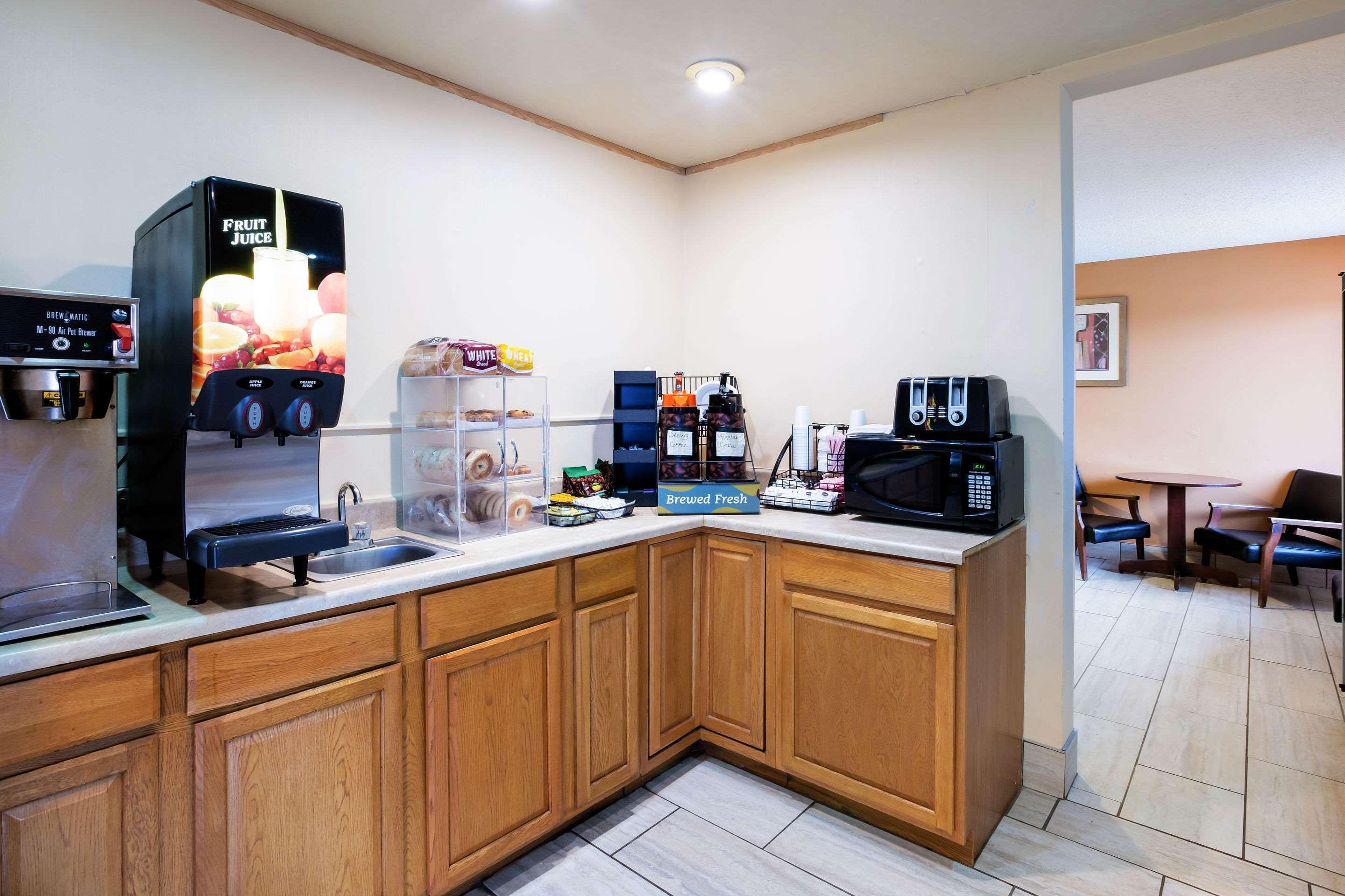 Rodeway Inn Sergeant Bluff - Sioux City Dış mekan fotoğraf